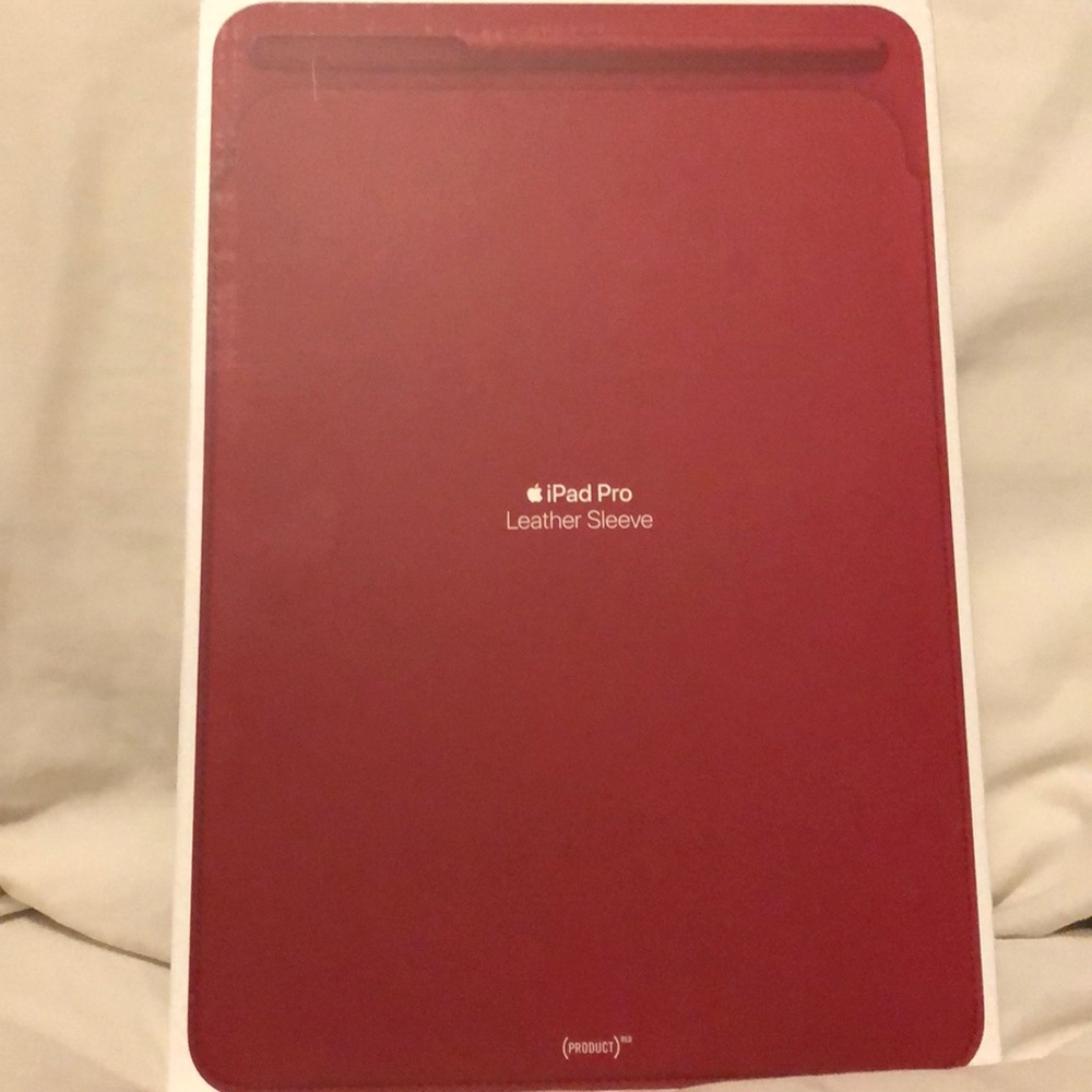 Leather Apple iPad sleeve